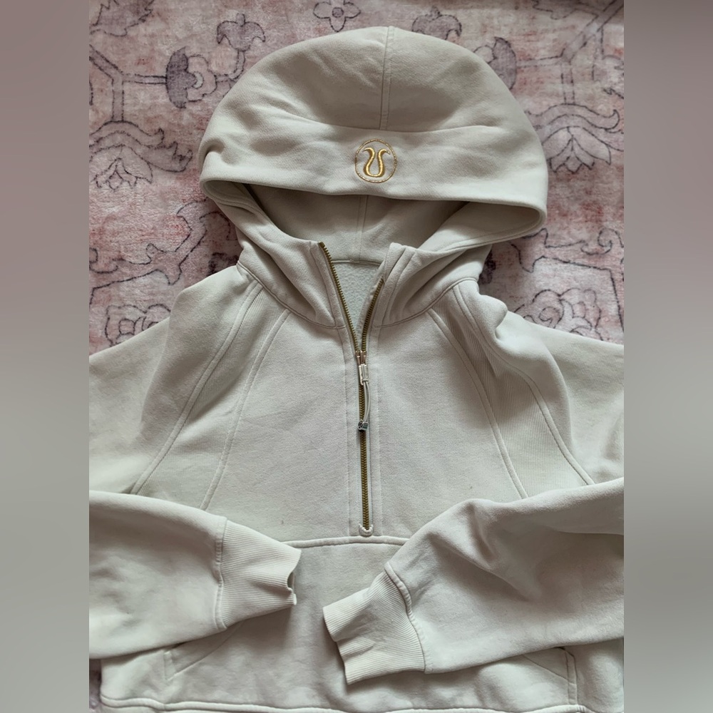 Lululemon scuba